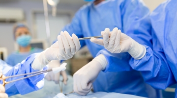 CIRURGIA ROBÓTICA NO TRATAMENTO DO CÂNCER GASTROINTESTINAL